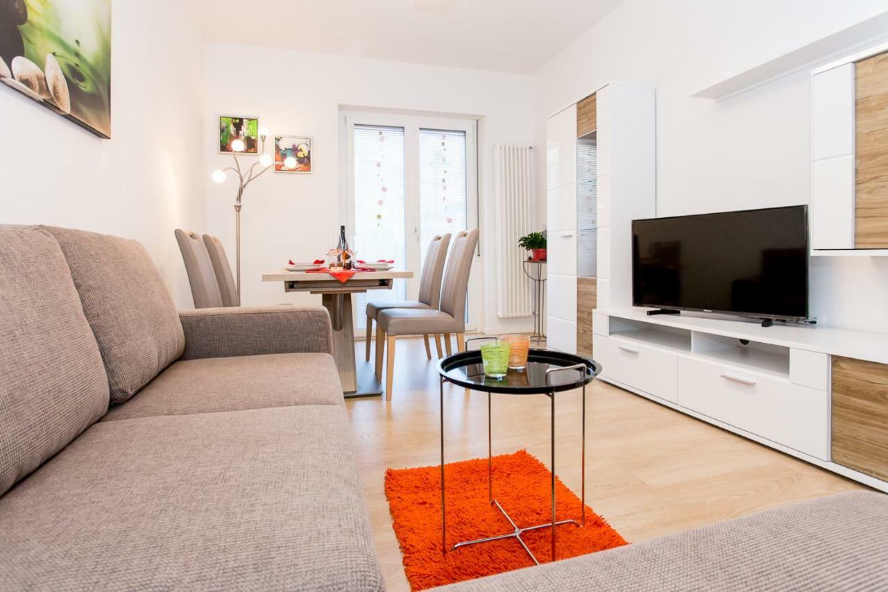 Delai Apartment Bolzano Bagian luar foto